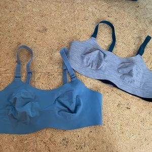 Bundle of two Knix Revolution wireless bras